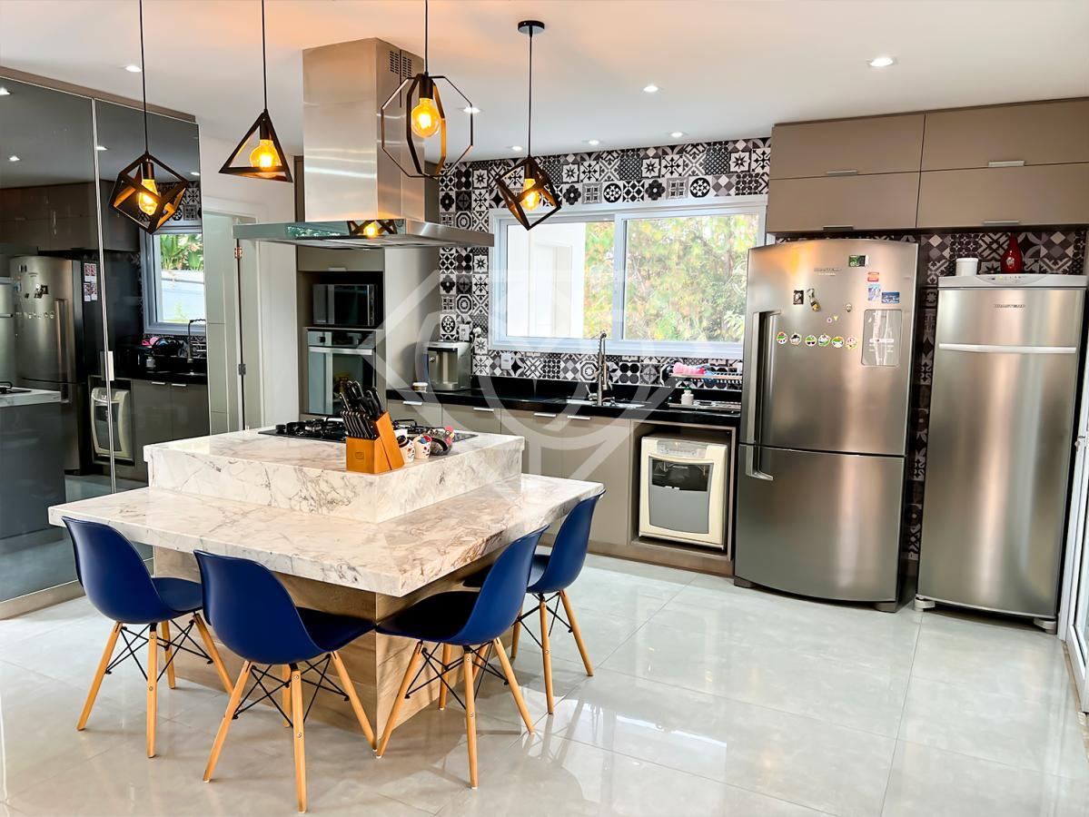 Sobrado, 4 quartos, 360 m² - Foto 1