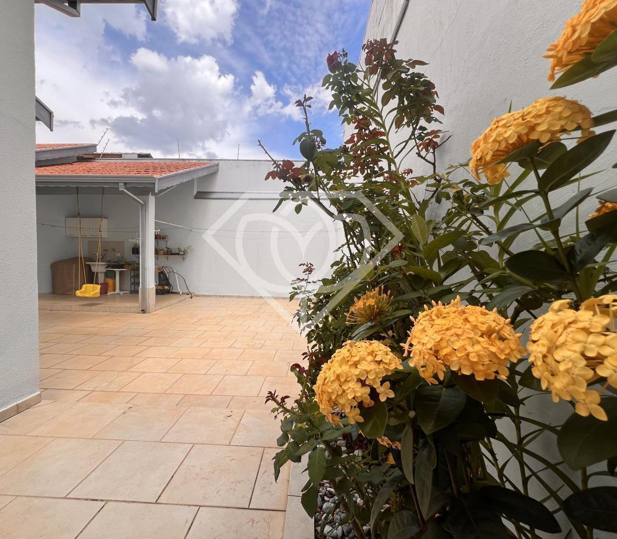 Casa, 4 quartos, 189 m² - Foto 1