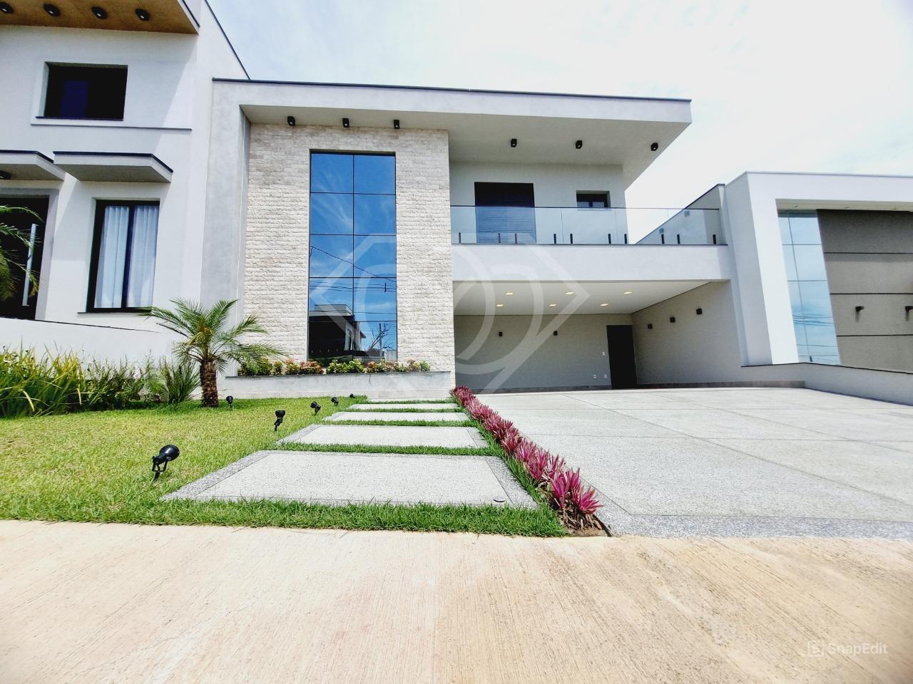 Sobrado, 3 quartos, 246 m² - Foto 1